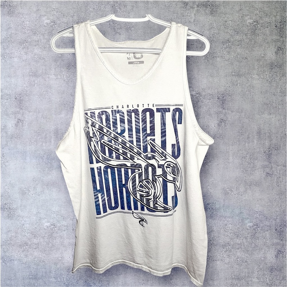 Charlotte Hornets NBA Graphic Tank Top Men’s Large White Vintage Style